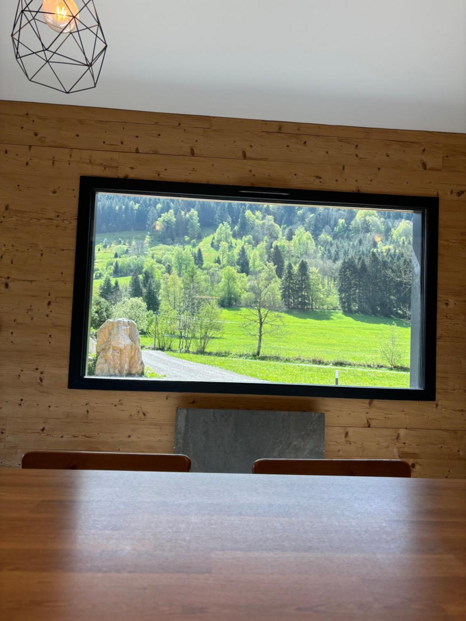 Les Perce Neige & Jacuzzi Privatif, Proximite Gerardmer & La Bresse Chalet